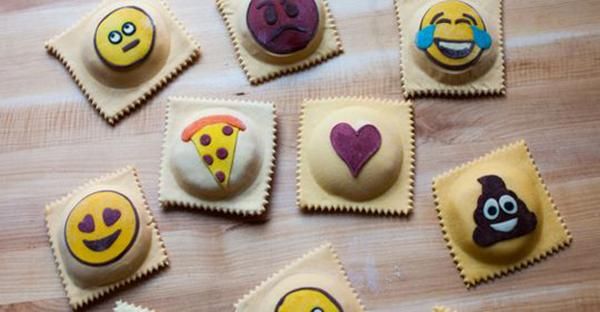 هنر تهیه و پخت انواع پاستا، ماکارونی و راویولی رنگارنگ