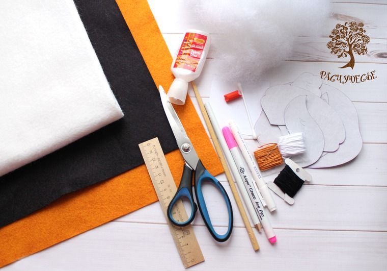 چگونگی ساخت عروسک روباه نمدی