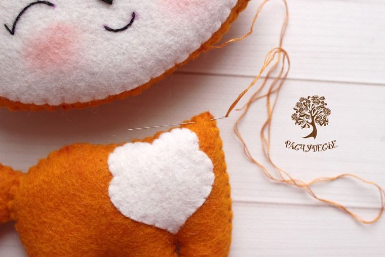 چگونگی ساخت عروسک روباه نمدی