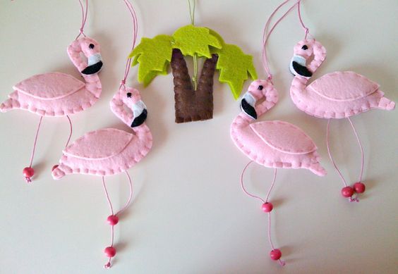 چطور فلامینگوی پارچه ای بسازیم؟ (همراه با الگو)